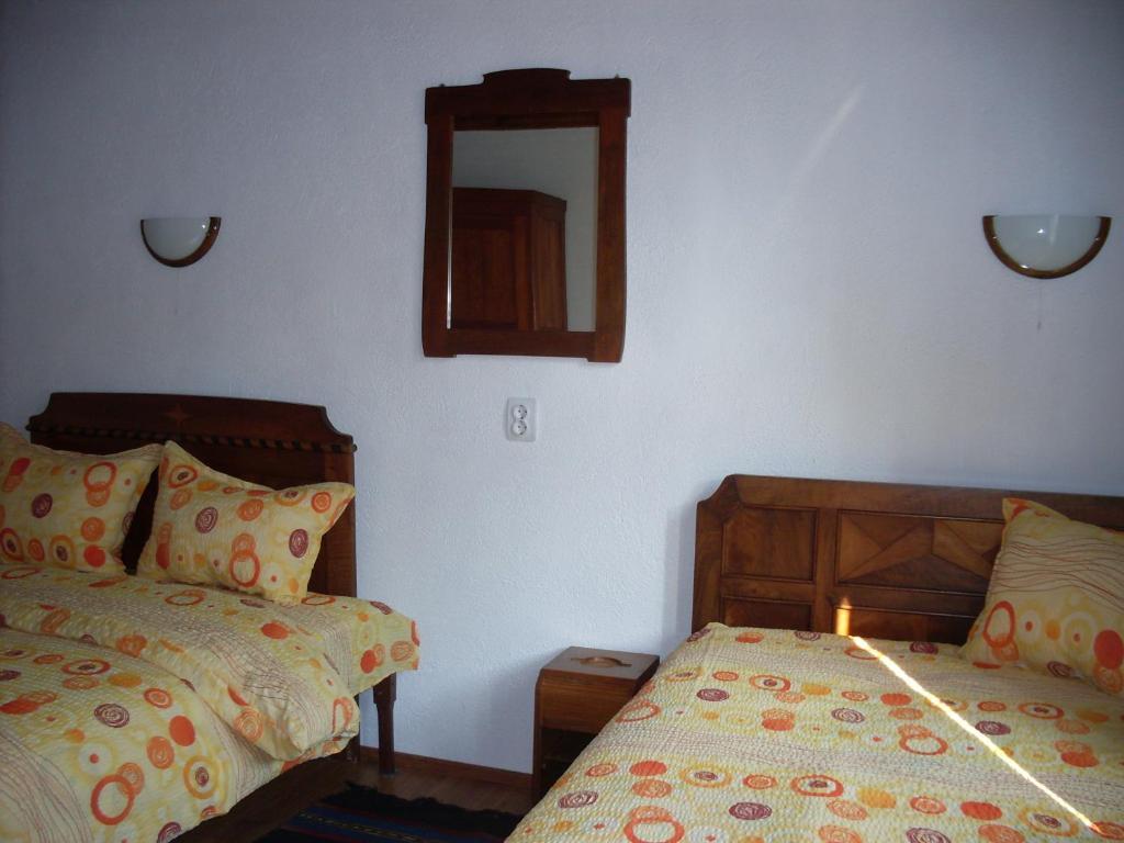 Hotel Tsutsovi House à Kalofer Chambre photo